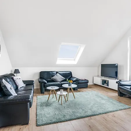 Pellenzblick - Wohnen Auf Zeit -