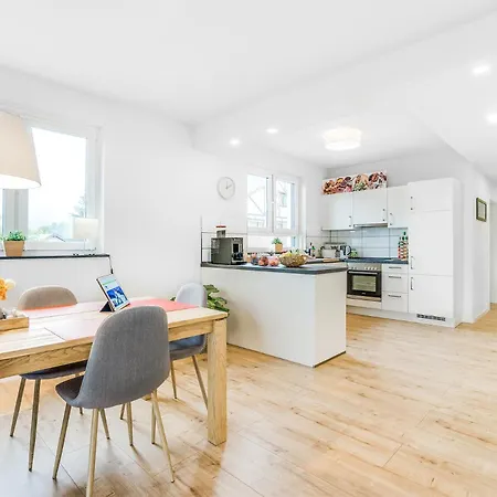 Pellenzblick - Wohnen Auf Zeit - Apartamento Nickenich