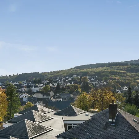 Appartement Pellenzblick - Wohnen Auf Zeit -