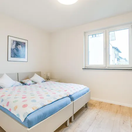 Appartement Pellenzblick - Wohnen Auf Zeit - *