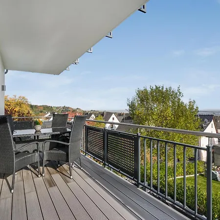 Pellenzblick - Wohnen Auf Zeit - Appartement