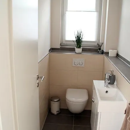 Apartment Pellenzblick - Wohnen Auf Zeit -