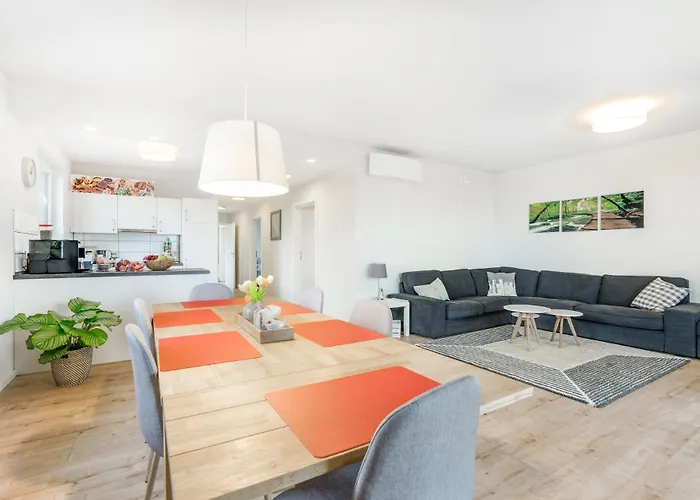 Pellenzblick - Wohnen Auf Zeit - *