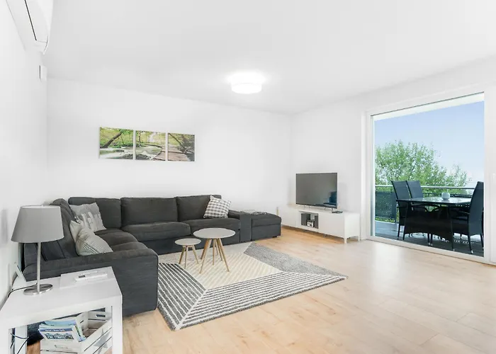 Pellenzblick - Wohnen Auf Zeit - * Nickenich