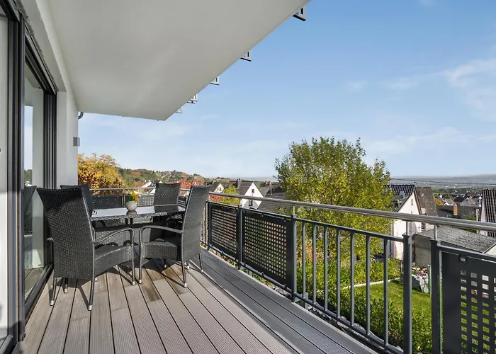 Pellenzblick - Wohnen Auf Zeit - Apartament