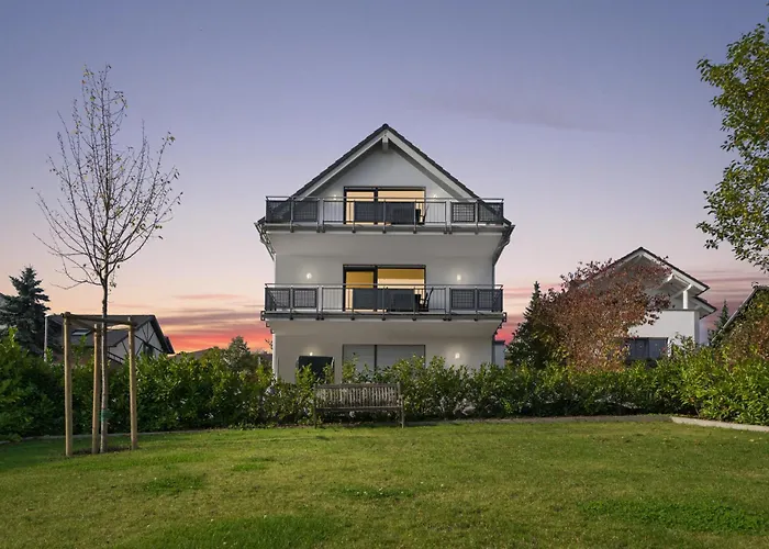 Pellenzblick - Wohnen Auf Zeit - Apartament